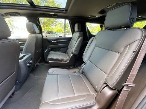 Used 2022 GMC Yukon Denali AWD/4WD image 27