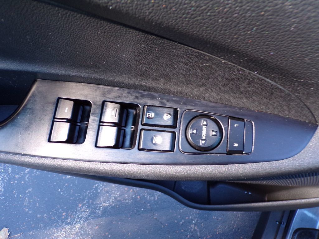 Used 2018 Hyundai Tucson SE AWD/4WD image 17