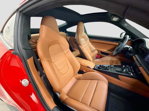 Certified 2025 Porsche 911 Carrera 4 GTS AWD/4WD image 29