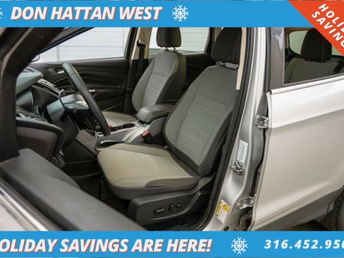 Used 2016 Ford Escape SE image 4