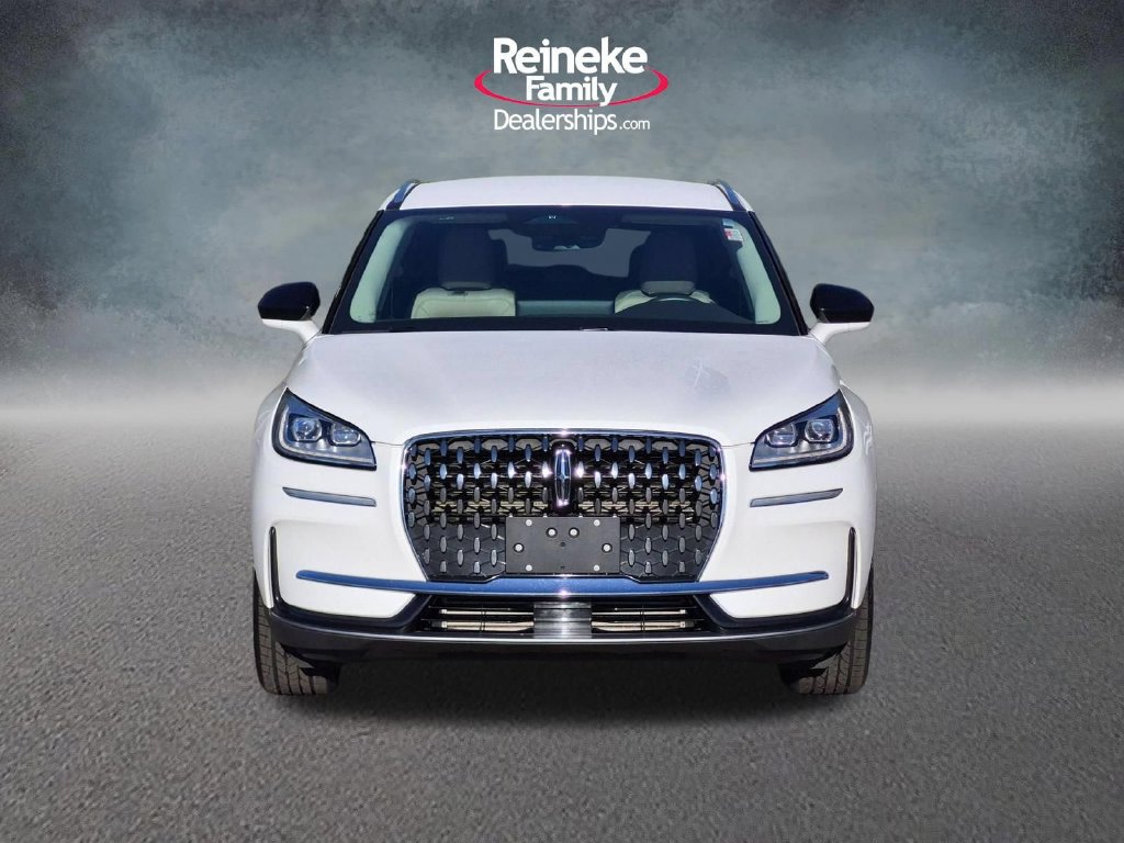 Used 2024 Lincoln Corsair Reserve AWD/4WD image 2