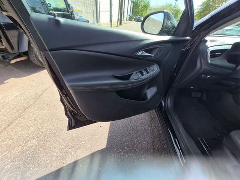 Used 2025 Buick Encore GX Preferred FWD image 10