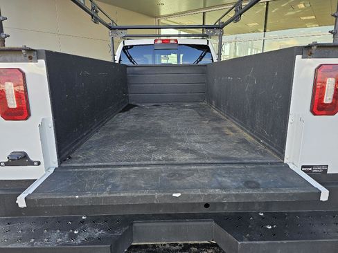 Used 2023 RAM 2500 Tradesman image 5