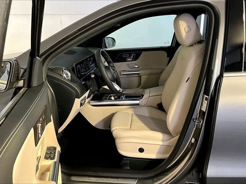 New 2026 Mercedes-Benz GLA 250 4MATIC image 13