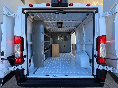Used 2025 RAM ProMaster 2500 w/ Quick Order Package 22G SLT FWD image 24