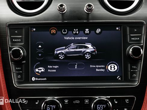 Used 2020 Bentley Bentayga Speed image 28