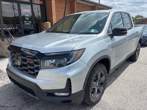 Used 2026 Honda Ridgeline TrailSport image 2