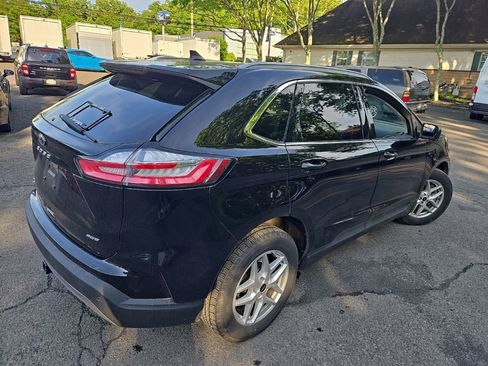 Used 2023 Ford Edge SEL w/ Convenience Package AWD/4WD image 9