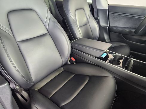 Used 2020 Tesla Model 3 Long Range image 10