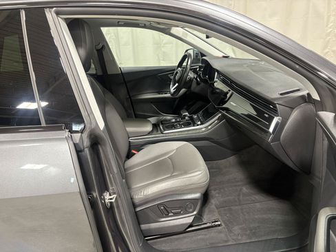 Used 2019 Audi Q8 Premium Plus AWD/4WD image 8