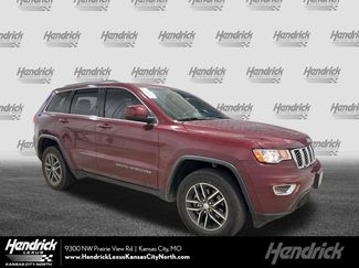 Used 2018 Jeep Grand Cherokee Laredo AWD/4WD video 1