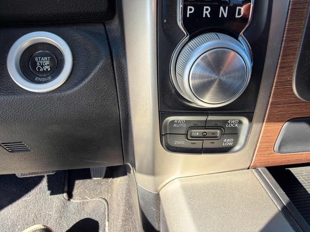 Used 2015 RAM 1500 Laramie w/ Convenience Group AWD/4WD image 19