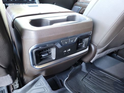 Used 2022 GMC Sierra 1500 Denali w/ Denali Reserve Package AWD/4WD image 12