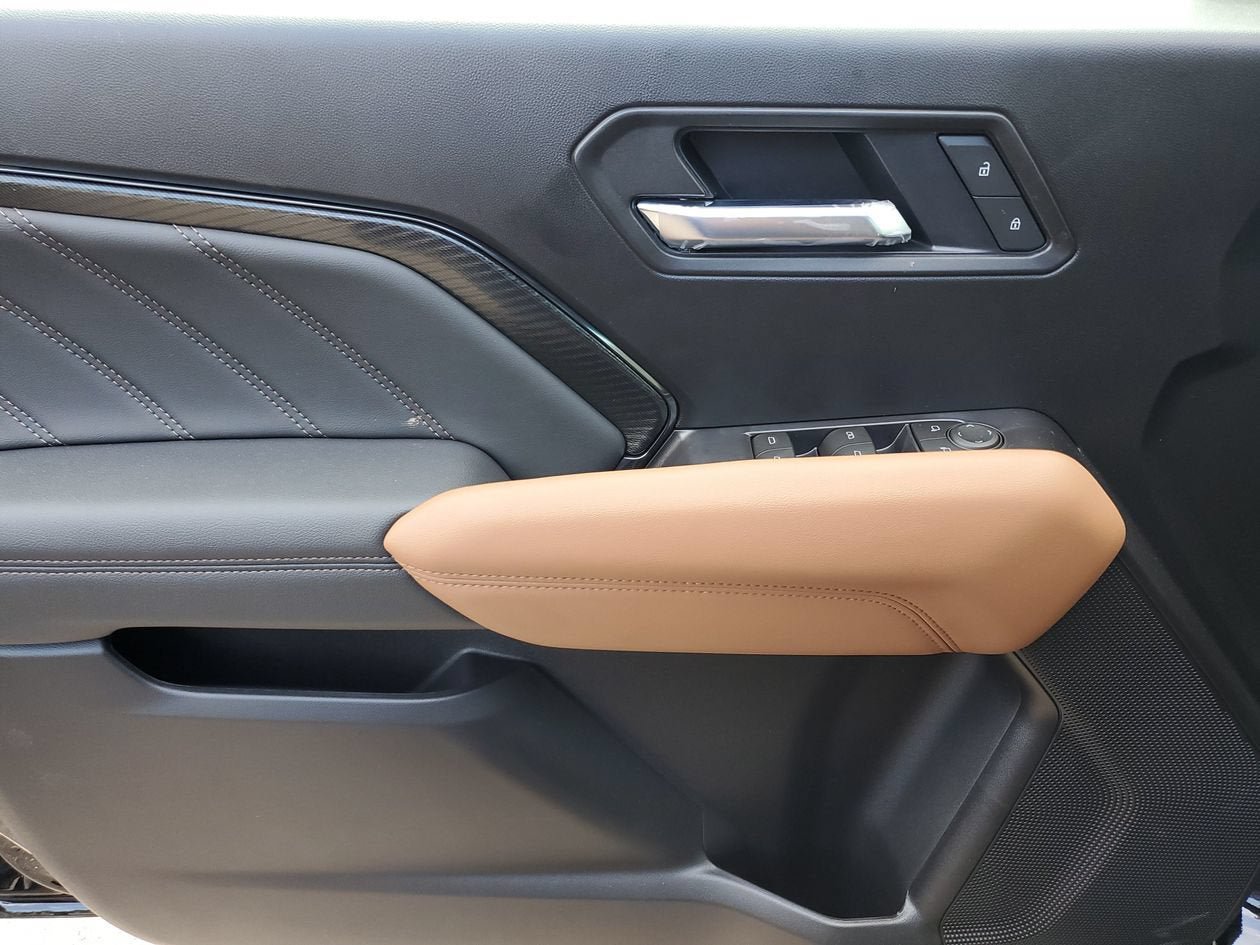 New 2026 GMC Canyon AT4 AWD/4WD image 17