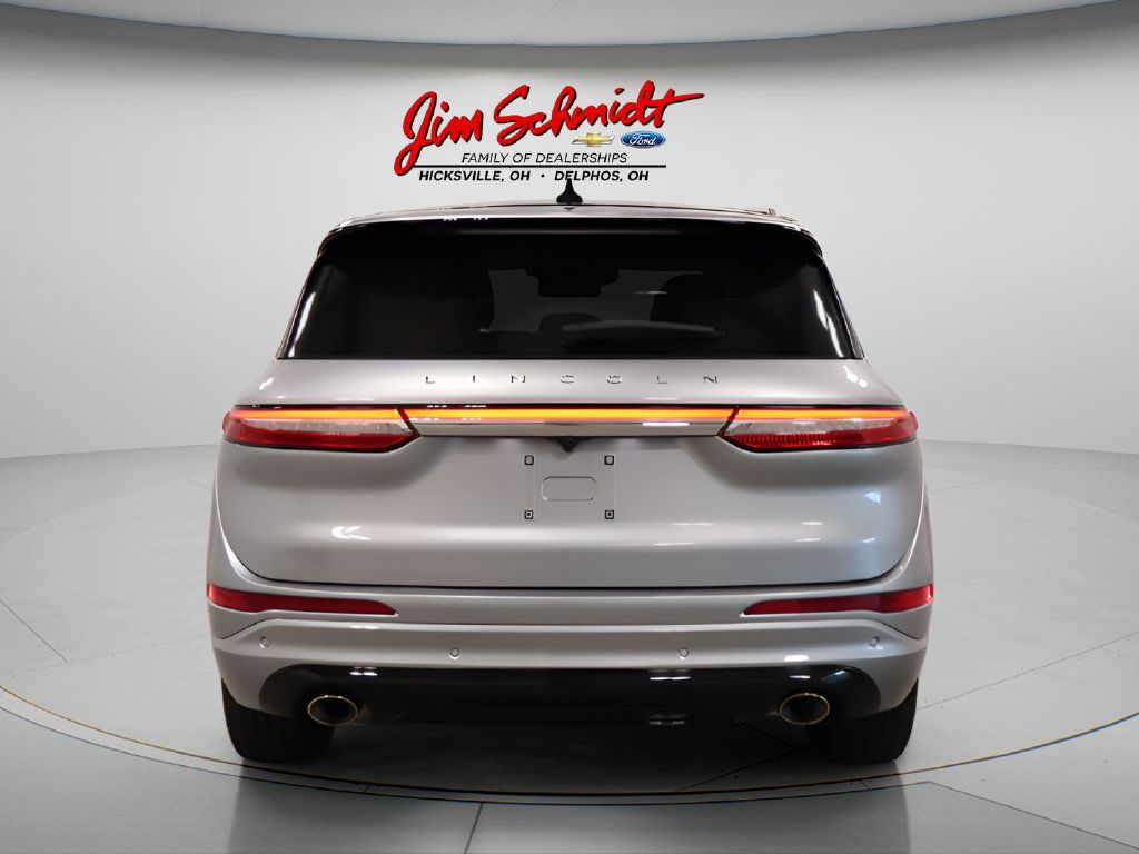 Used 2024 Lincoln Corsair Grand Touring AWD/4WD image 5