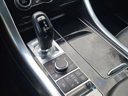 Used 2016 Land Rover Range Rover Sport HSE image 22