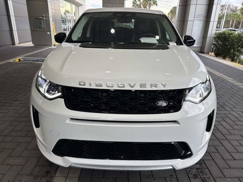 Certified 2025 Land Rover Discovery Sport S image 8