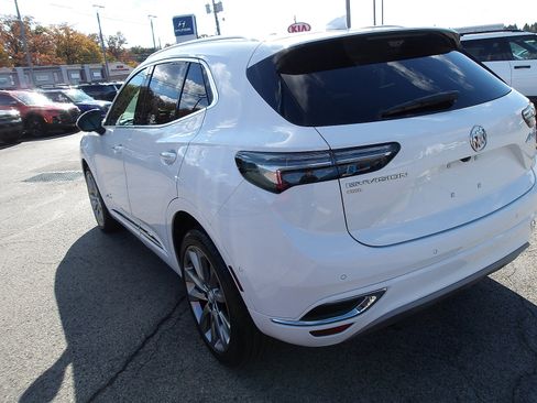 Used 2021 Buick Envision Avenir w/ Technology Package II image 5