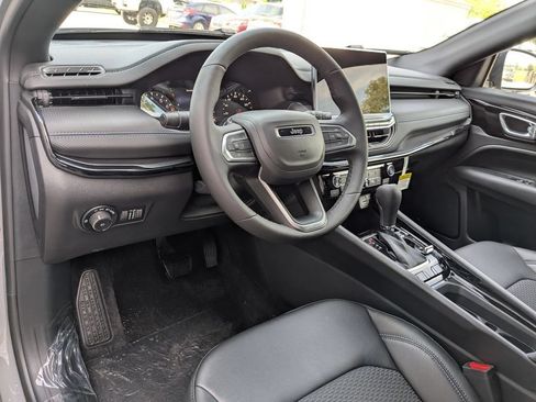 New 2026 Jeep Compass Latitude AWD/4WD image 19