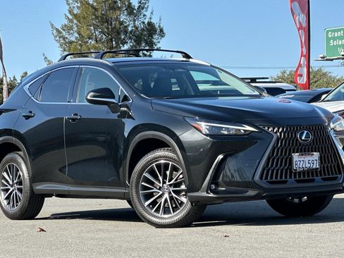 Certified 2022 Lexus NX 250 AWD image 2
