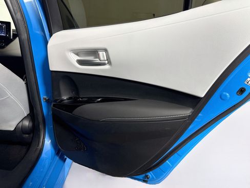 Used 2019 Toyota Corolla SE w/ SE Option Package FWD image 28