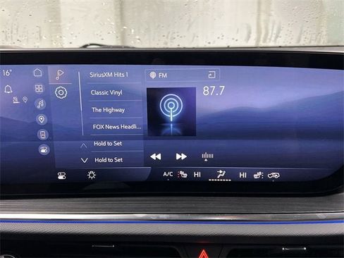 New 2025 Buick Envision Preferred image 13