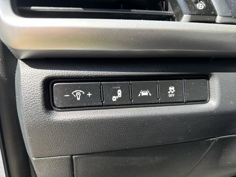 Used 2020 Kia Telluride LX FWD image 38