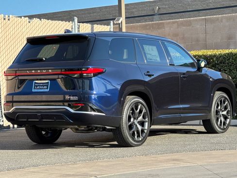 New 2026 Lexus TX 500h AWD w/ Technology Package image 4