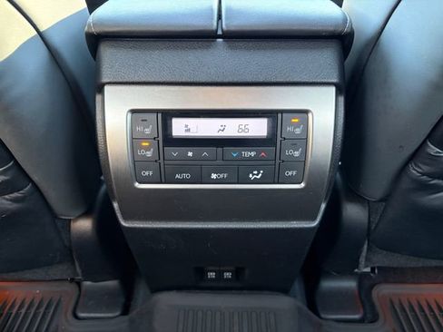 Used 2023 Lexus GX 460 Premium w/ Premium Package AWD/4WD image 8