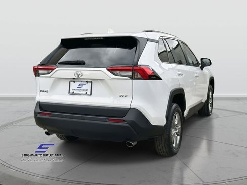 Used 2024 Toyota RAV4 XLE image 5