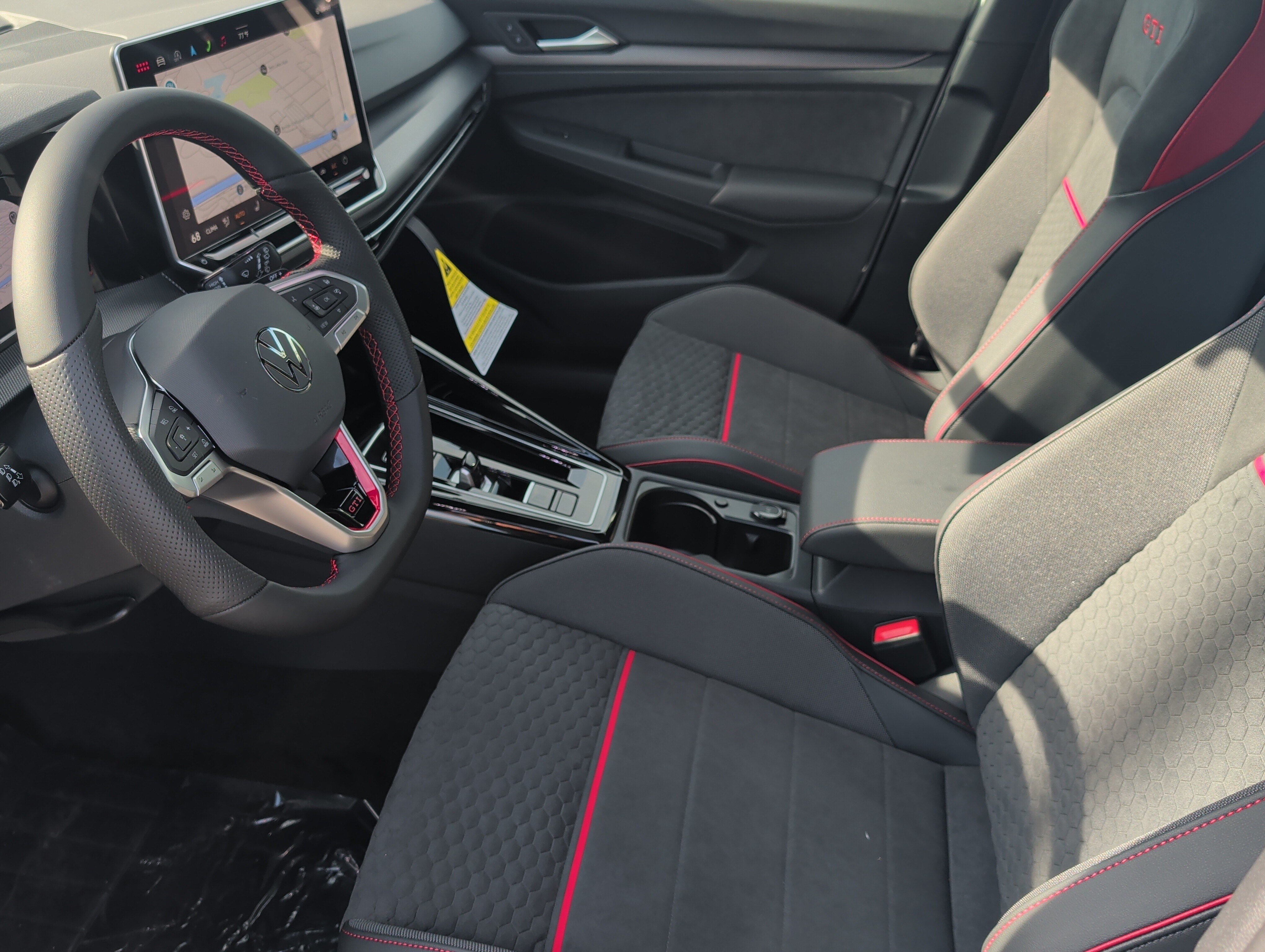 New 2026 Volkswagen GTI SE FWD image 5