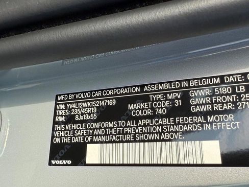 New 2025 Volvo V60 B5 Cross Country Plus w/ Protection Package Premier image 16