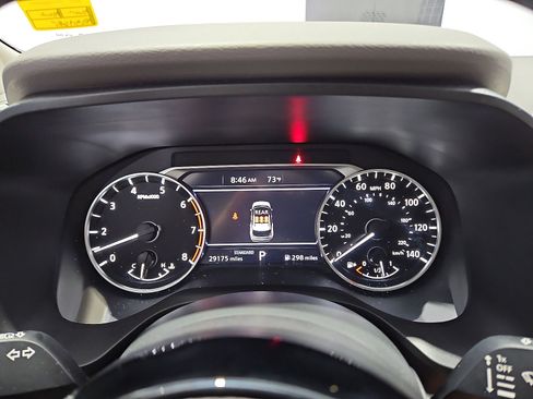 Used 2023 Nissan Rogue SV FWD image 20