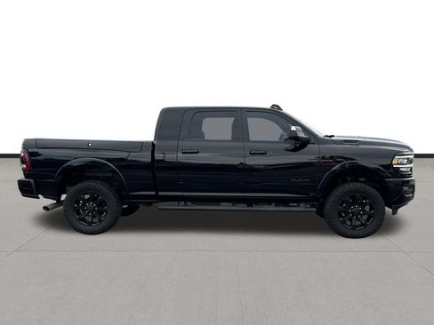Used 2020 RAM 2500 Laramie w/ Night Edition AWD/4WD image 4