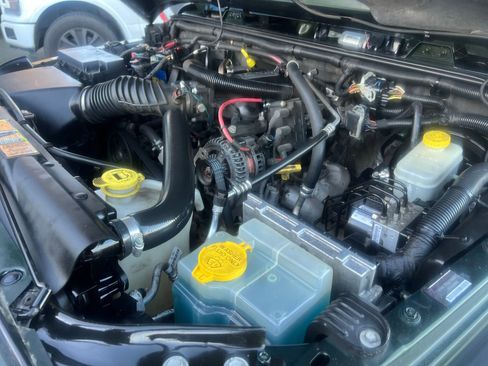 Used 2011 Jeep Wrangler Rubicon w/ PWR Convenience Group image 16