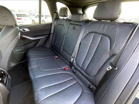 Used 2019 BMW X5 xDrive40i w/ Convenience Package image 19