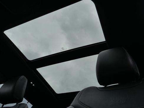 Certified 2021 Ford Explorer ST image 5