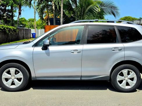 Used 2016 Subaru Forester 2.5i Premium w/ All-Weather Package AWD/4WD image 10