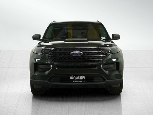 Used 2022 Ford Explorer XLT image 8