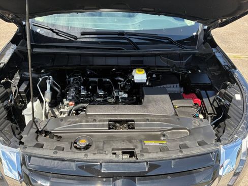 Used 2025 Nissan Pathfinder SV FWD image 30