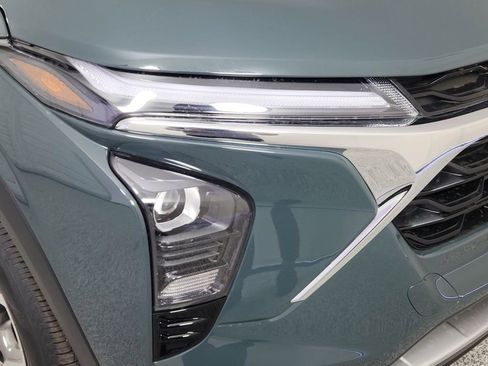 New 2026 Chevrolet Trax LT w/ Driver Confidence Package image 27