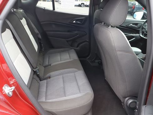 Used 2024 Chevrolet Trax RS w/ Driver Confidence Package FWD image 24