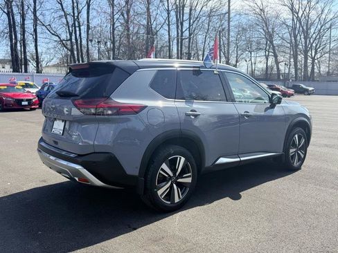 Used 2022 Nissan Rogue Platinum w/ Head-Up Display Package image 6