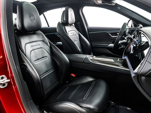 New 2026 Mercedes-Benz E 53 AMG e 4MATIC Sedan image 7