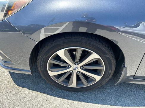 Used 2018 Subaru Legacy 2.5i Limited AWD/4WD image 8