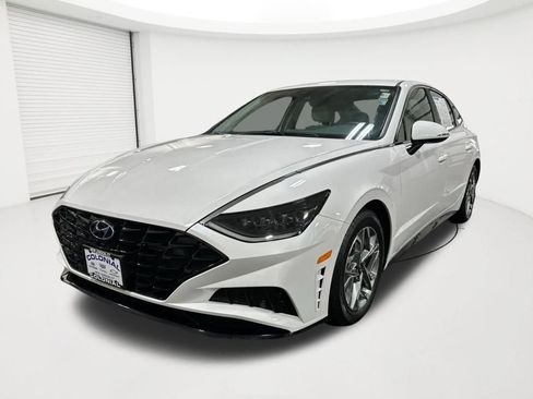 Certified 2023 Hyundai Sonata SEL w/ Preferred Accessory Package FWD image 1