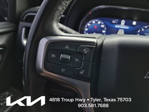 Used 2023 Chevrolet Tahoe Z71 w/ Luxury Package AWD/4WD image 34