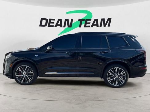Used 2023 Cadillac XT6 Sport w/ Technology Package AWD/4WD image 5