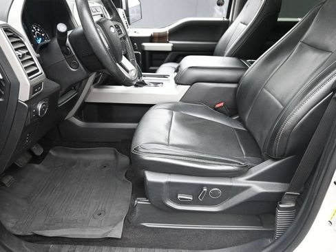 Used 2016 Ford F150 Lariat w/ Equipment Group 502A Luxury AWD/4WD image 17