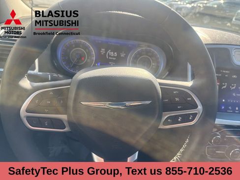 Used 2023 Chrysler 300 Touring L w/ Popular Equipment Group image 16